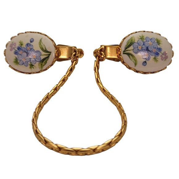 Oval Painted Forget Me Not Flower Cameo Style Sweater Clips E254 - Picture 2 of 9